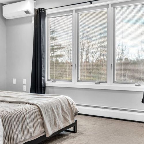 Upper Level Queen Bedroom 3