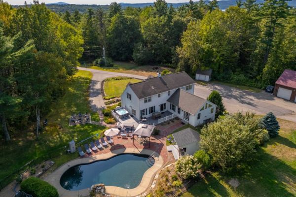 Backyard with pool & hot tub