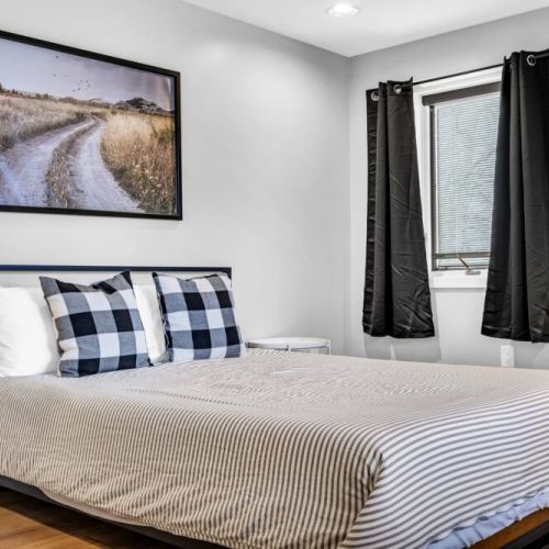 Main Level Queen Bedroom 4