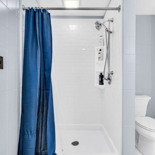 Upper Level Master Bathroom