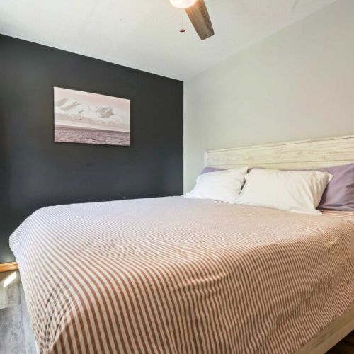 King bed - guest