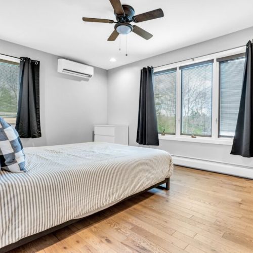 Main Level Queen Bedroom 4